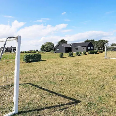 10 Person In Bogense-by Traum 度假居