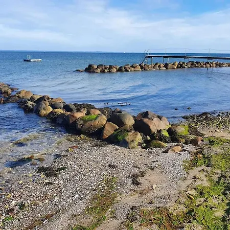 10 Person In Bogense-by Traum * Bogense